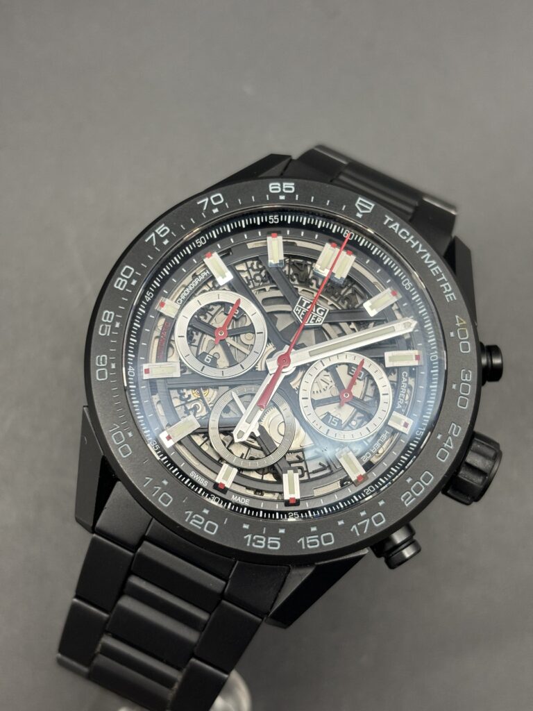 Tag Heuer Carrera Calibre Heuer 02 4 700 € N°. de réf.: Cbg2A90.Bh0653
