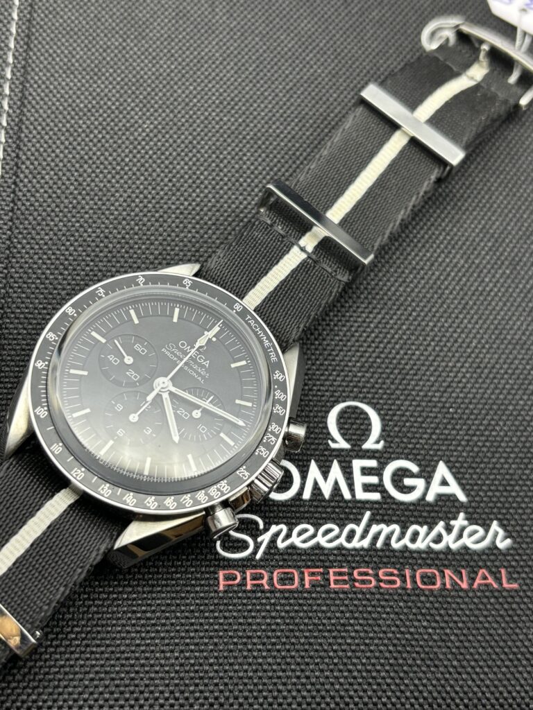 Omega Speedmaster Moonwatch 5 300 € N°. de réf.: 310.32.42.50.01.002