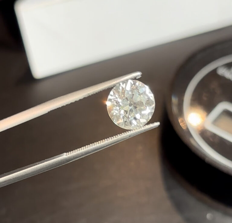 Le Rapaport Diamond Report : une référence pour les professionnels