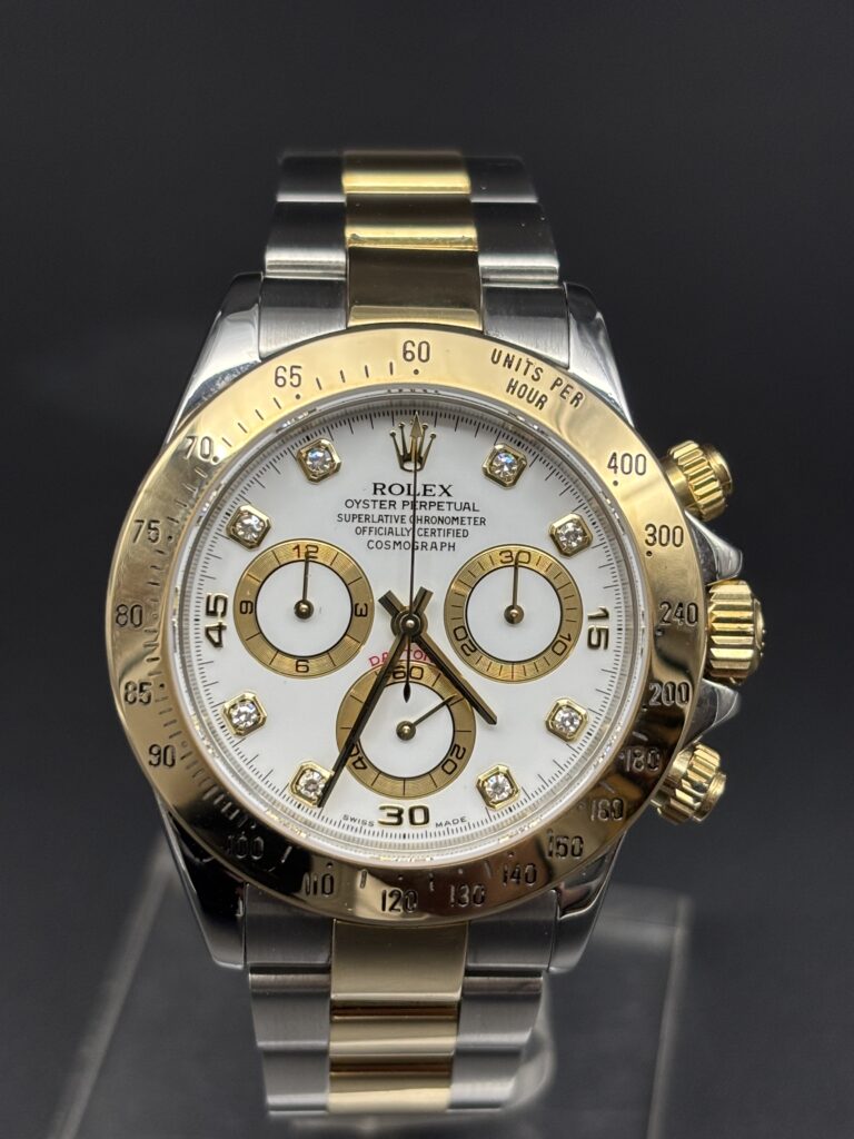 Rolex Daytona Index Diamonds Revison Rolex 2025 15 500 € N°. de réf.: 116523 |
