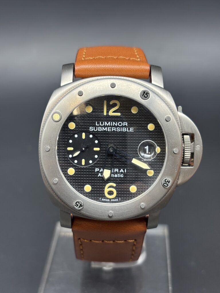 Panerai Luminor Submersible 4 990 € N°. de réf.: Pam 00025