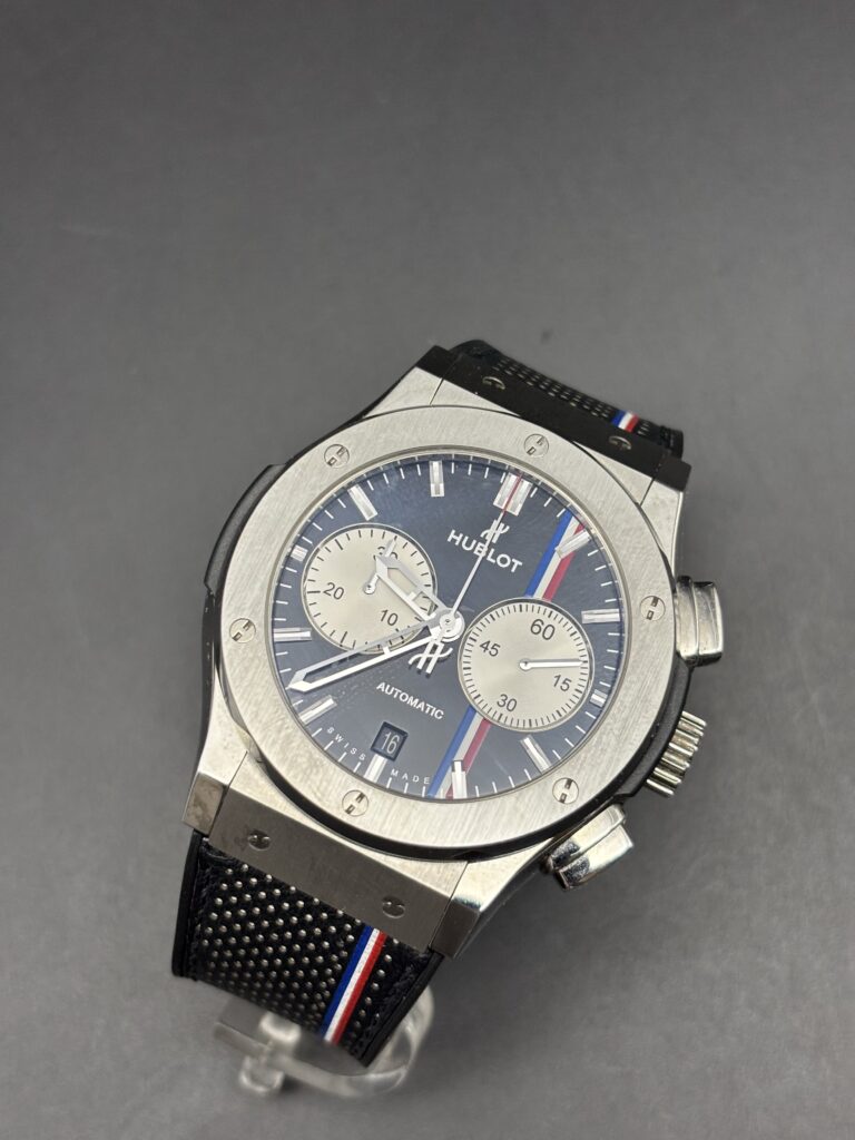 Hublot Classic Fusion Tour Auto 6 900 € N°. de réf.: 521.NX.1472.VR.TRA14