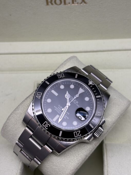 Rolex Submariner Date Papier service rolex 2022 10 300 € N°. de réf.: 116610LN |