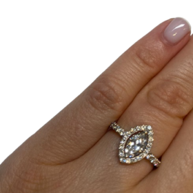 BAGUE MARQUISE OR 18K ET DIAMANTS (T.50) — photo 4