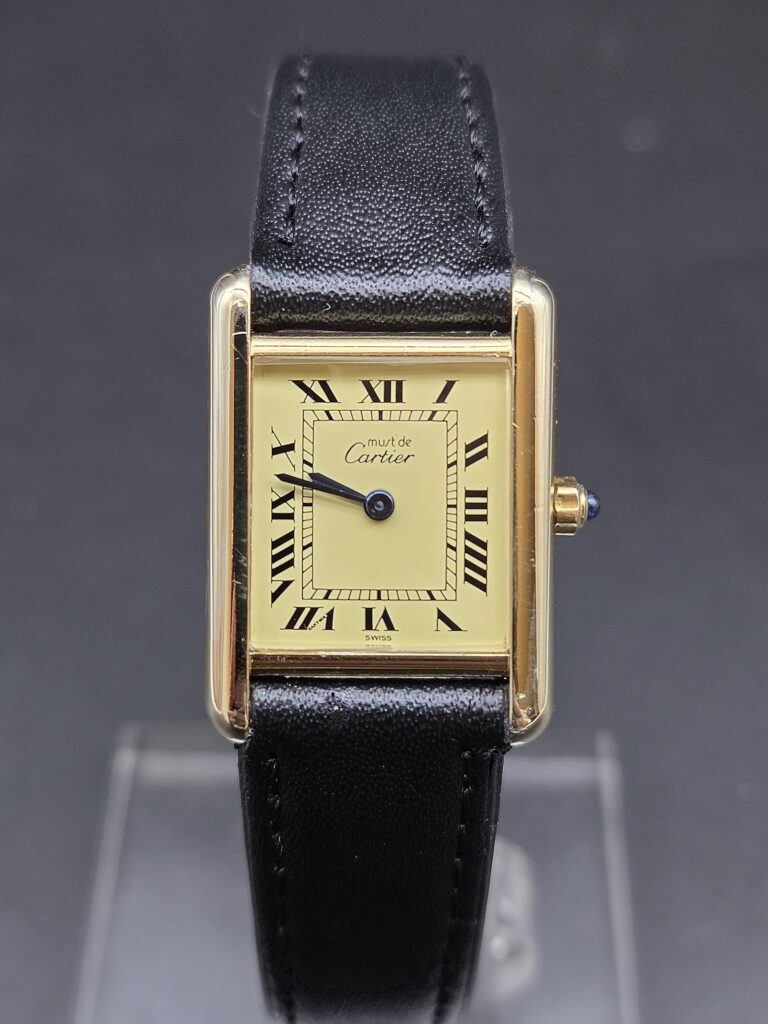 Cartier Tank 1 800 € réf.: 3 66001