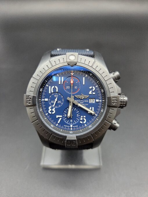 Breitling Super Avenger Chronograph Night Mission 4 000 € réf.: V13375