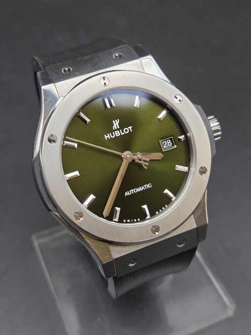 Hublot Classic Fusion Green 4 700 € réf.: 542.NX.8970.LR
