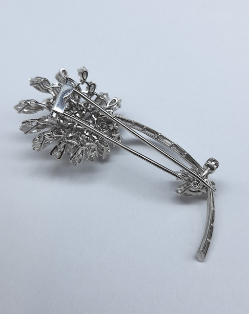 BROCHE FLORALE PLATINE ET DIAMANTS