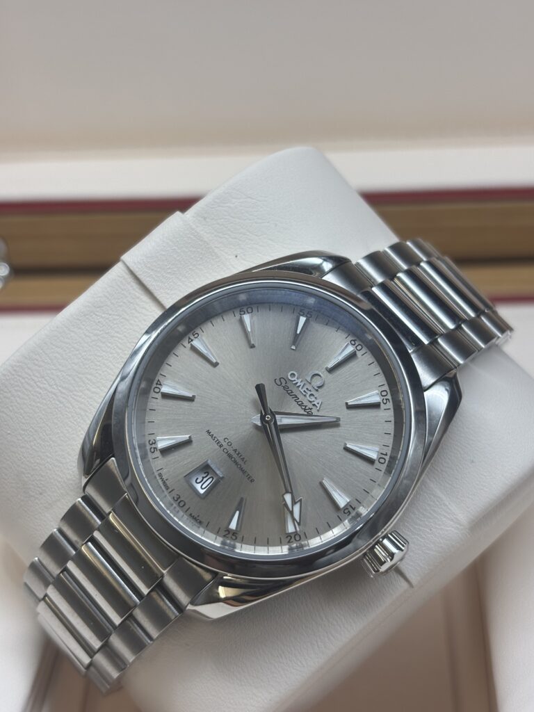 Omega Seamaster Aqua Terra 150M 5 100 € N°. de réf.: 220.10.38.20.09.001