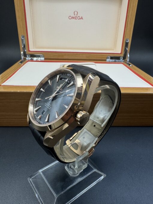 Omega Seamaster Aqua Terra Day-date rose gold