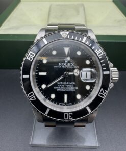 Rolex Submariner Date REF 16610