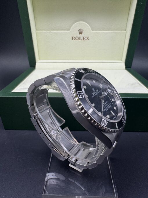Rolex Submariner Date REF 16610