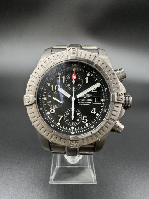 Breitling Avenger E13360 Titane