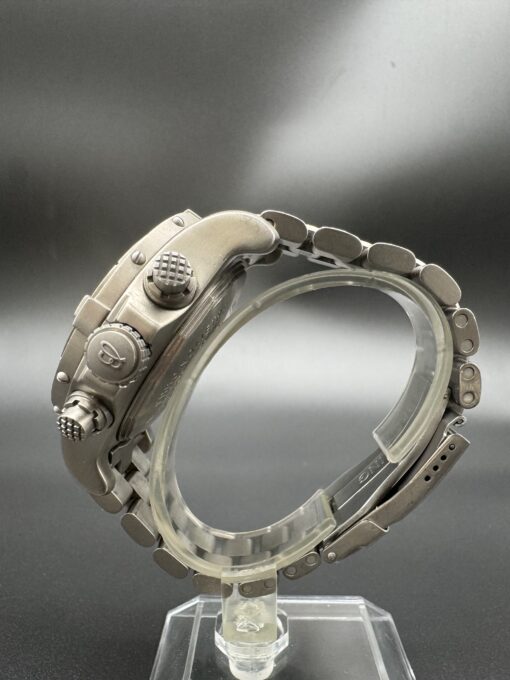 Breitling Avenger E13360 Titane
