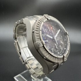 Breitling Avenger E13360 Titane — photo 7