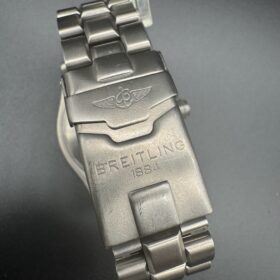 Breitling Avenger E13360 Titane — photo 8