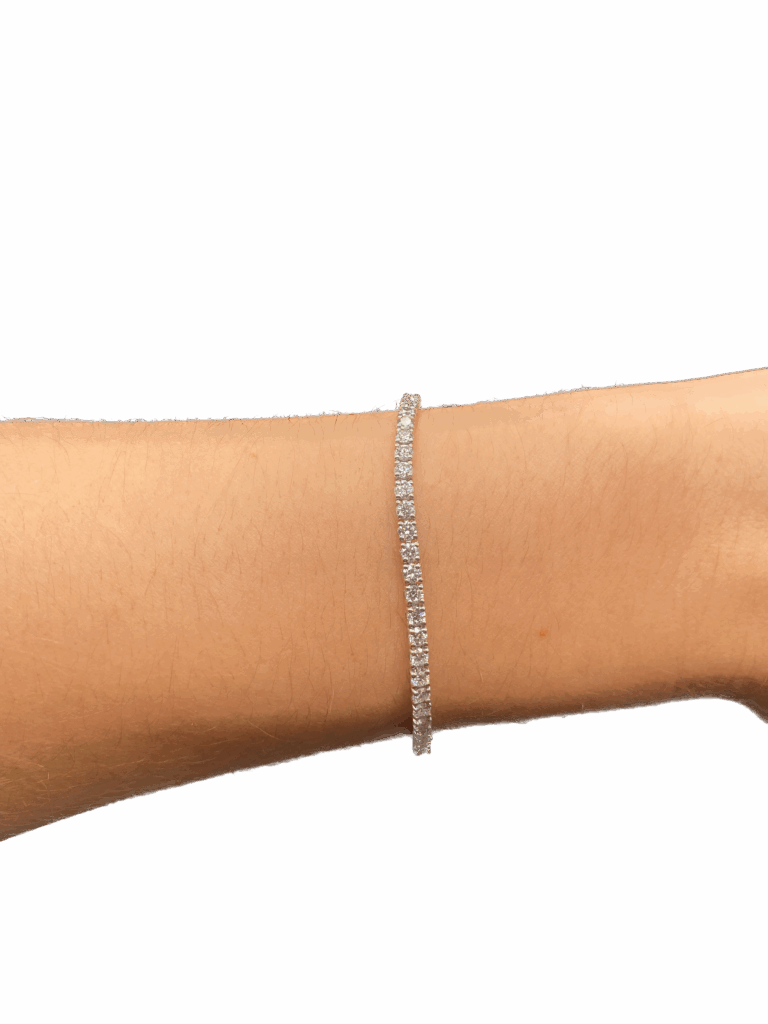 BRACELET RIVIÈRE DE 64 DIAMANTS