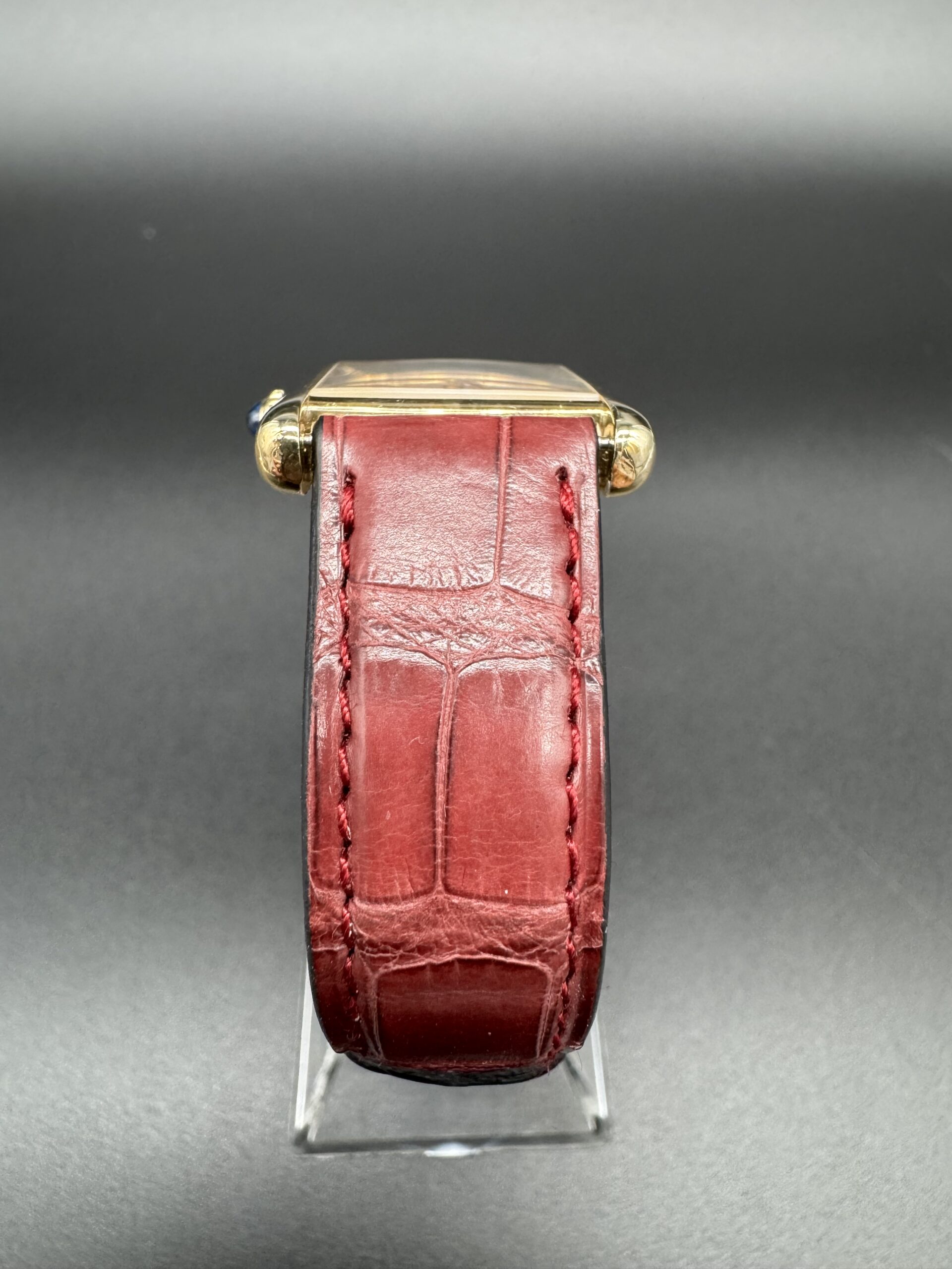 Cartier Tank Must De Tank cadran rouge