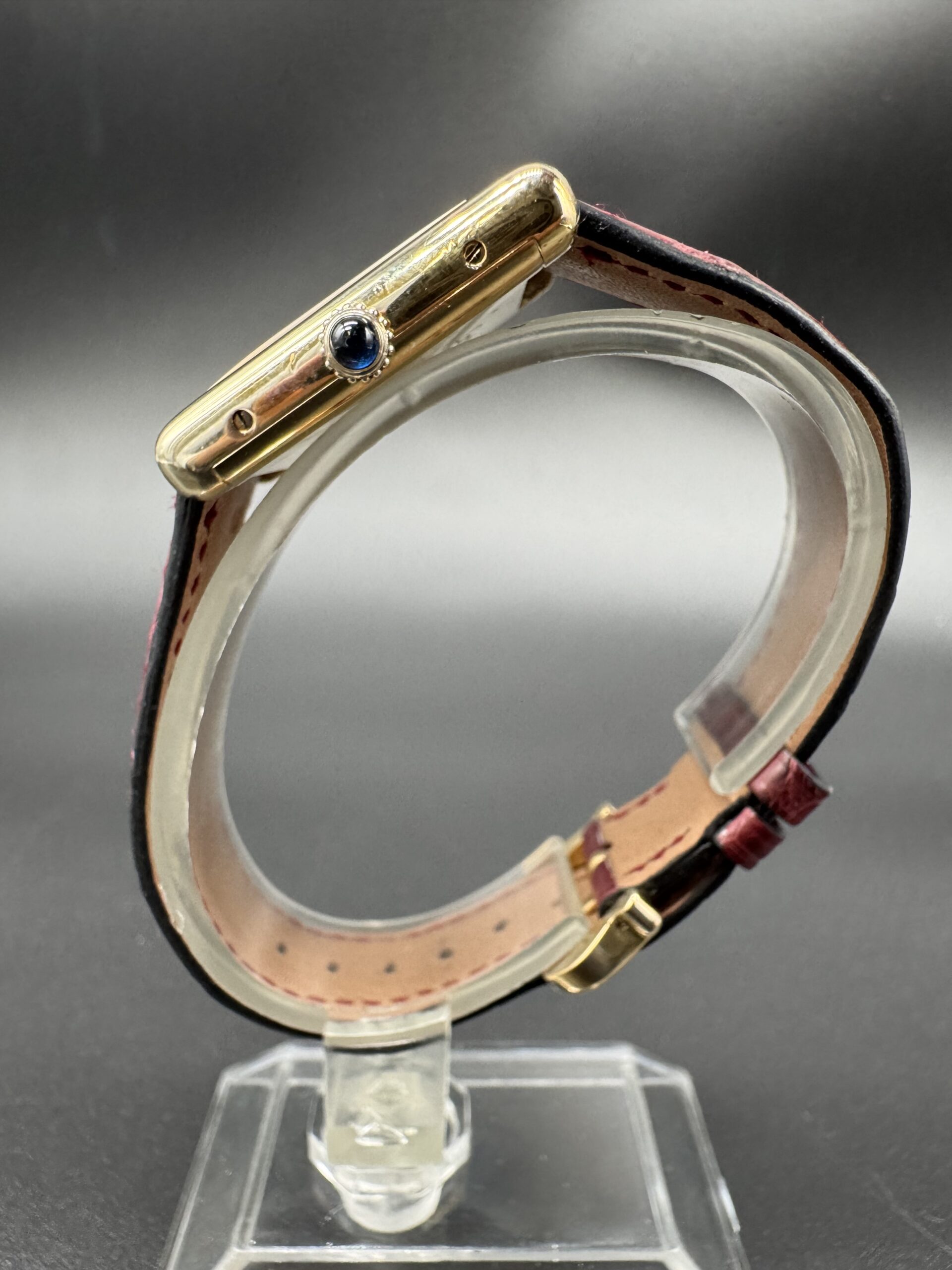 Cartier Tank Must De Tank cadran rouge