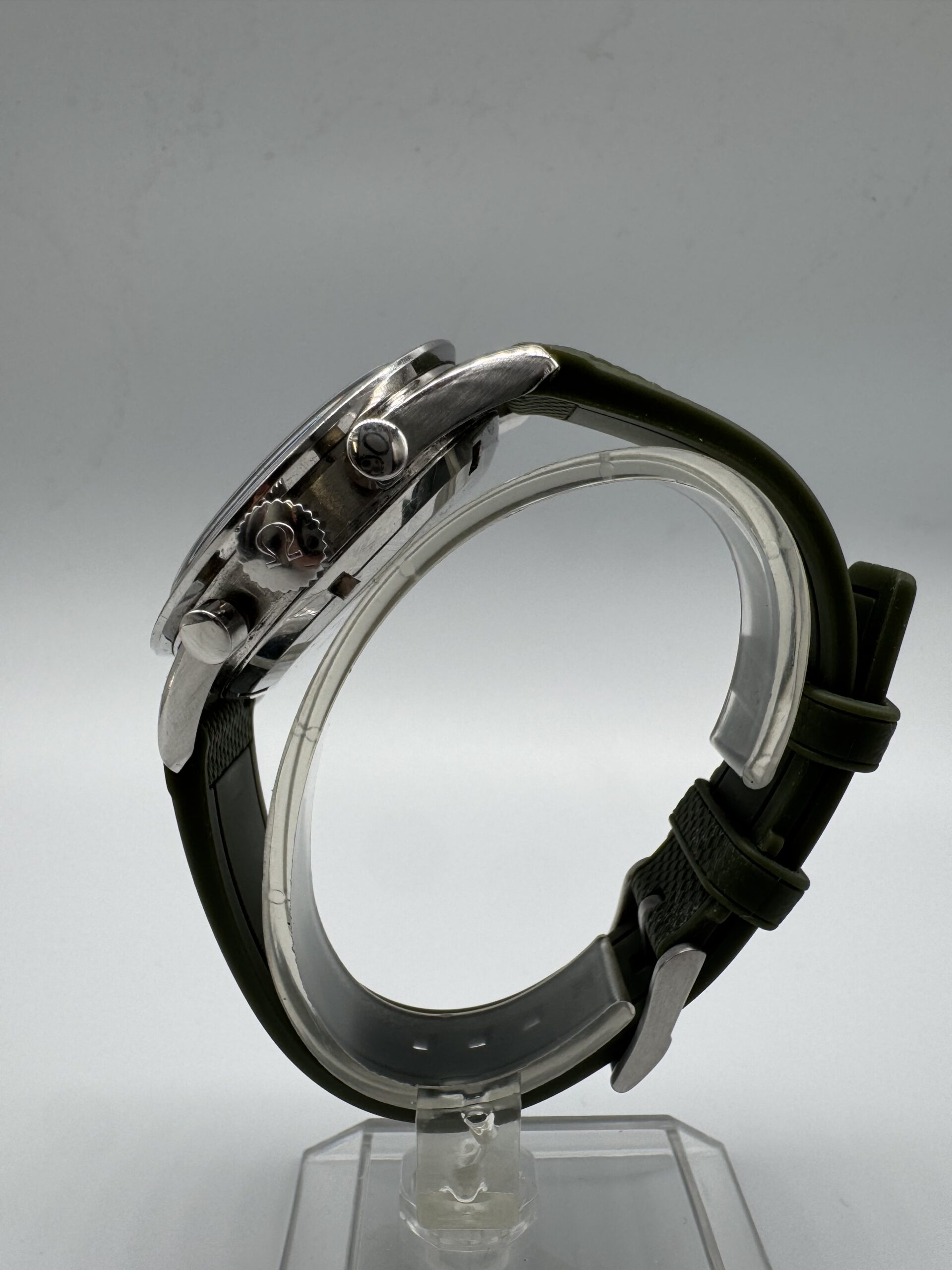 Omega Speedmaster Professional Moonwatch ref 105.003-65