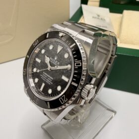 Rolex Submariner (No Date) Full Set ref 124060 année 2022 — photo 3
