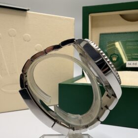 Rolex Submariner (No Date) Full Set ref 124060 année 2022 — photo 6