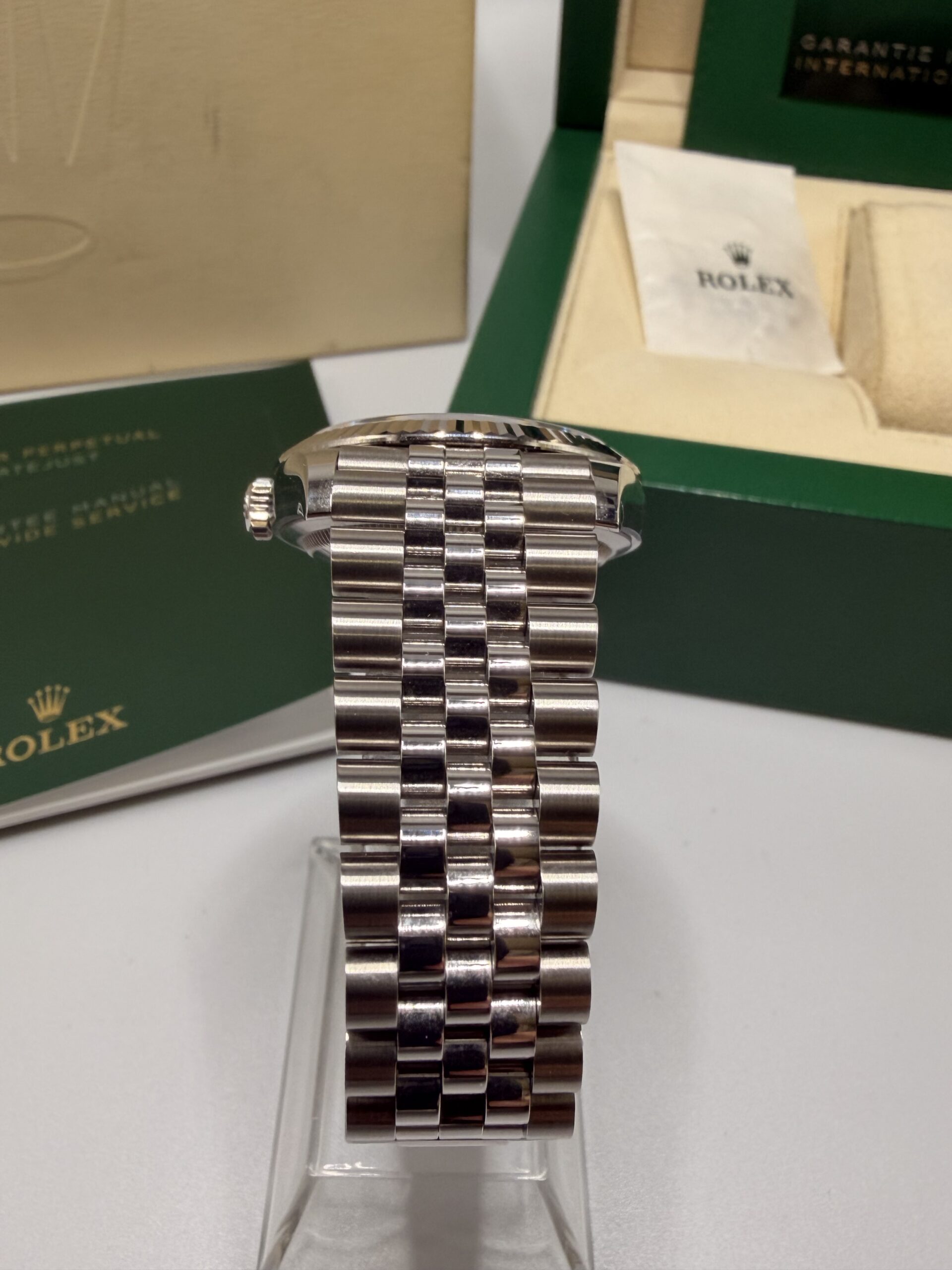 Rolex Datejust 36 ref 126234 Full Set année 2024