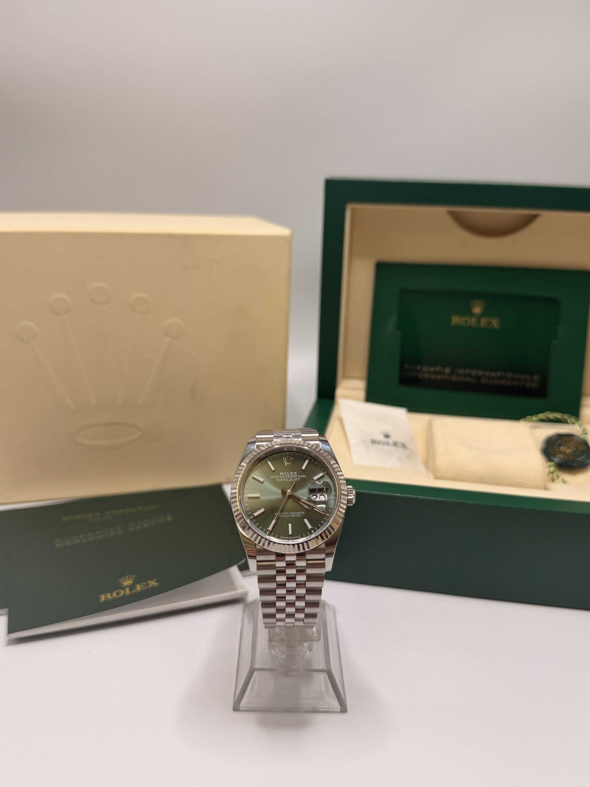 Rolex Datejust 36 ref 126234 Full Set année 2024