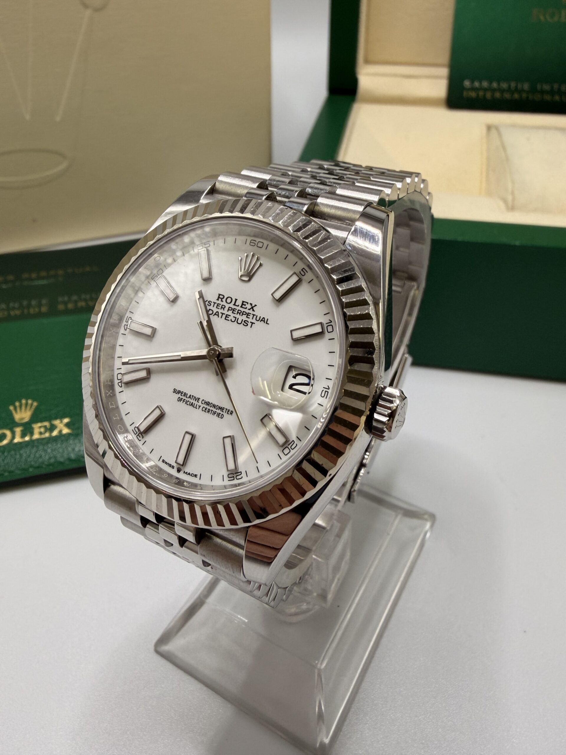 Rolex Datejust 41 ref 126334 Full Set année 2024