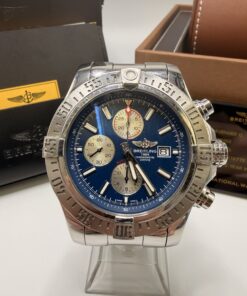 Breitling Super Avenger II ref A1337111/C871-168A full set année 2015
