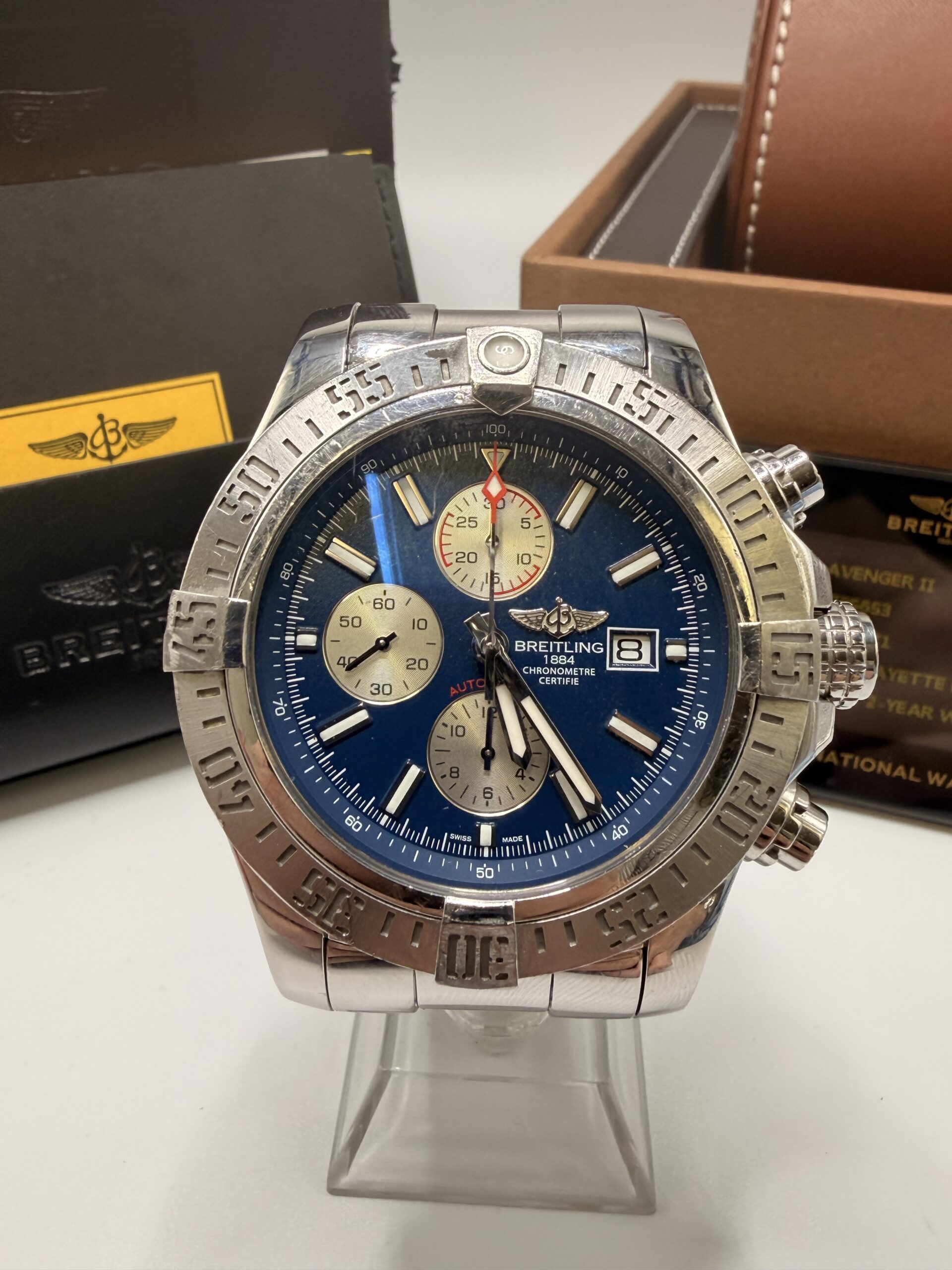 Breitling Super Avenger II ref A1337111/C871-168A full set année 2015