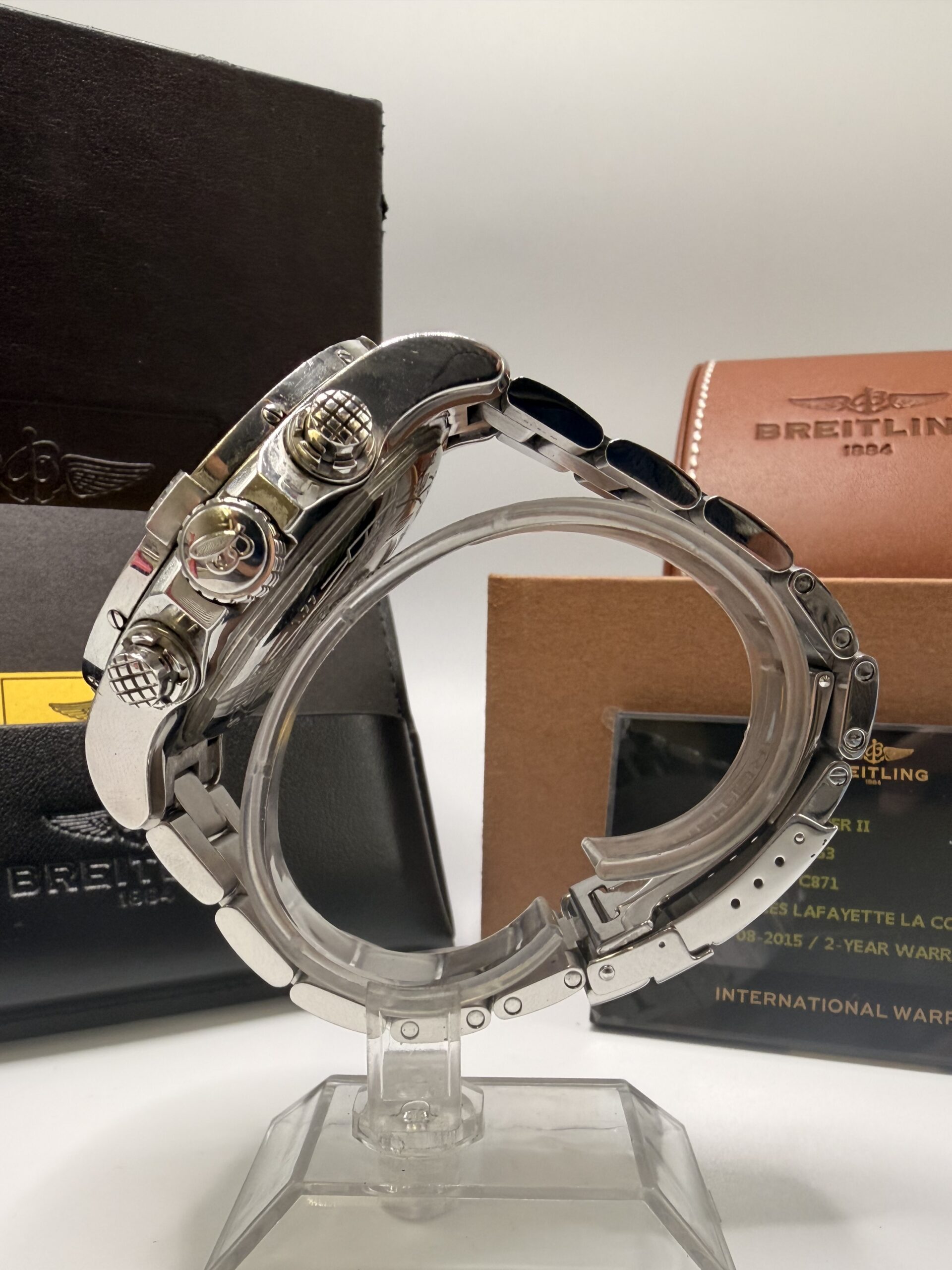 Breitling Super Avenger II ref A1337111/C871-168A full set année 2015