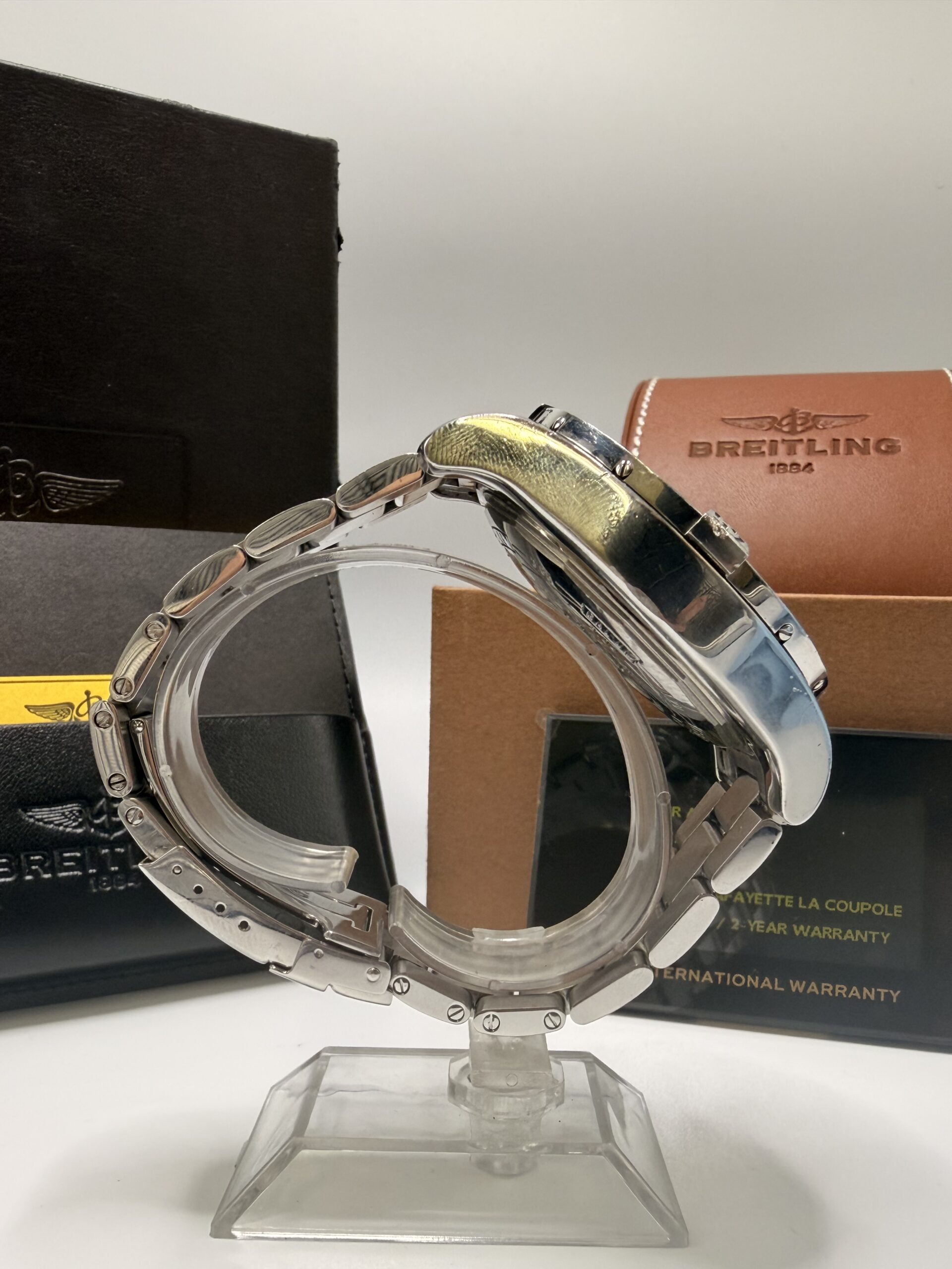 Breitling Super Avenger II ref A1337111/C871-168A full set année 2015