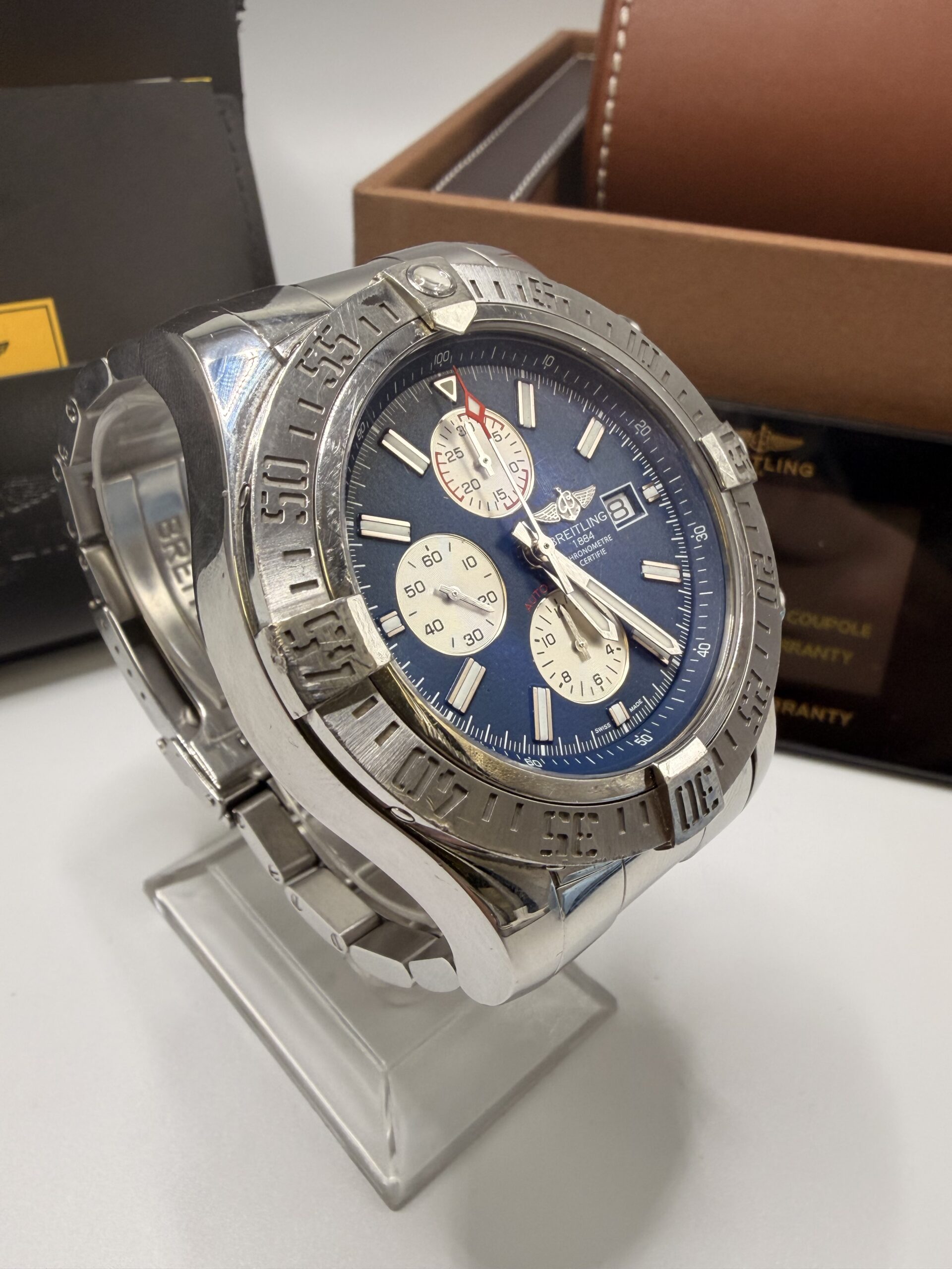 Breitling Super Avenger II ref A1337111/C871-168A full set année 2015