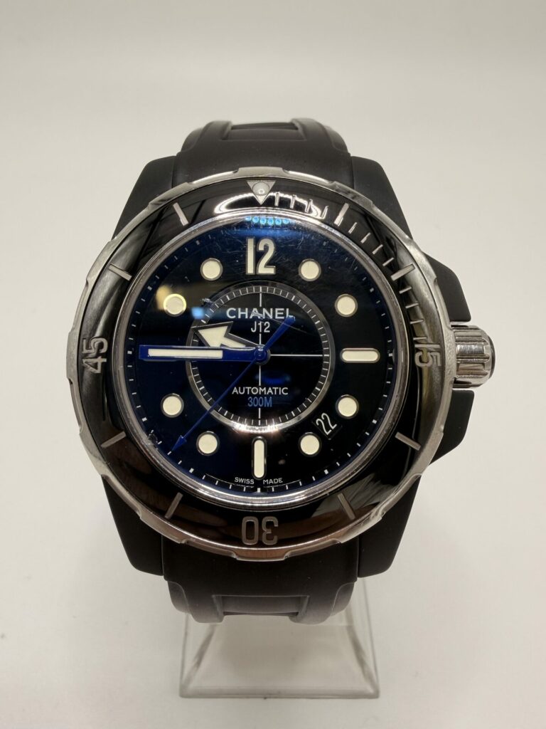 Chanel J12 Marine ref H2558