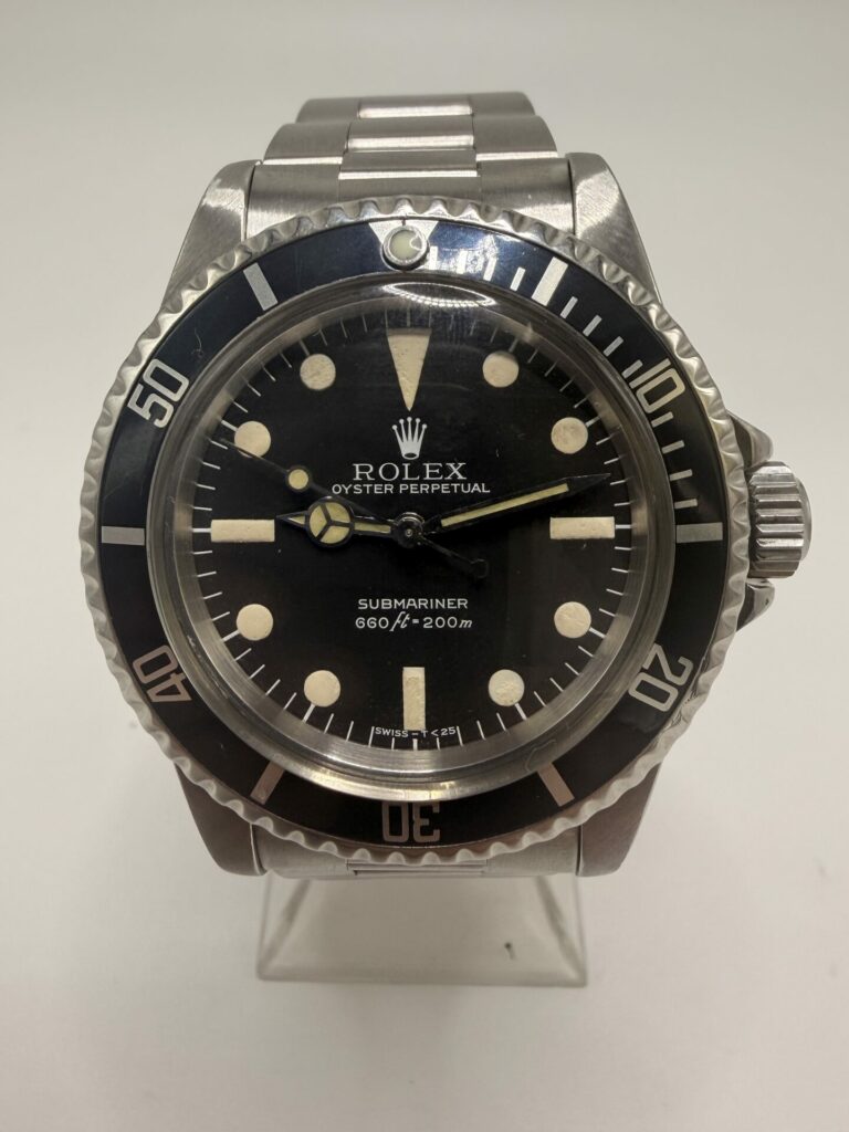 Rolex Submariner (No Date) ref 5513 année 1974