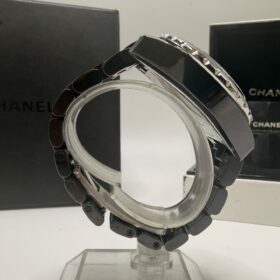 Chanel J12 ref H2419 Full Set année 2012 — photo 6
