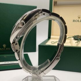 Rolex Datejust 41 Black Dial - Oyster Bracelet - 126300 - Full Set 2025 — photo 4
