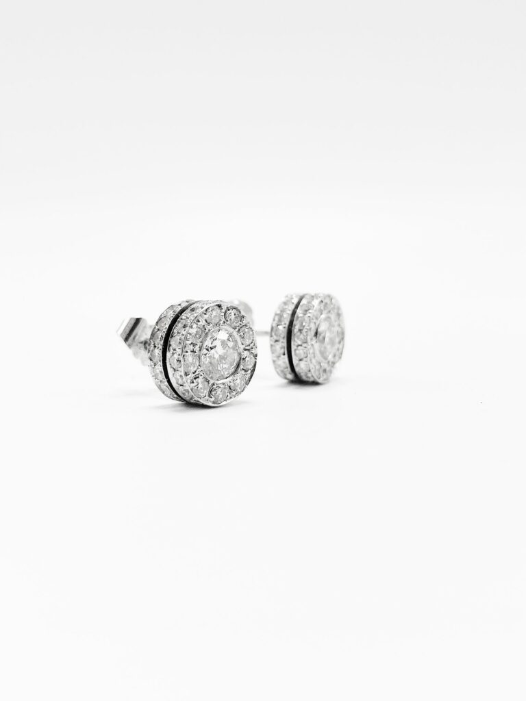 BOUCLES D'OREILLES MODERNE OR BLANC 18K