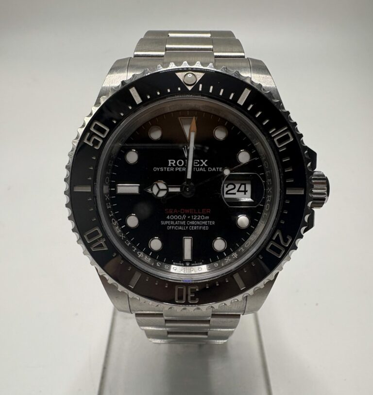 Rolex Sea-Dweller 126600 année 2024