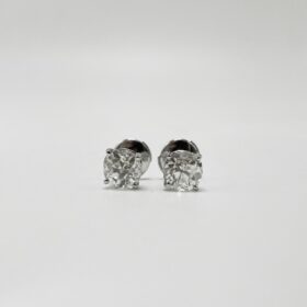 BOUCLES D’OREILLES PUCES OR 18K ENV. 1 CT(x2) — photo 2