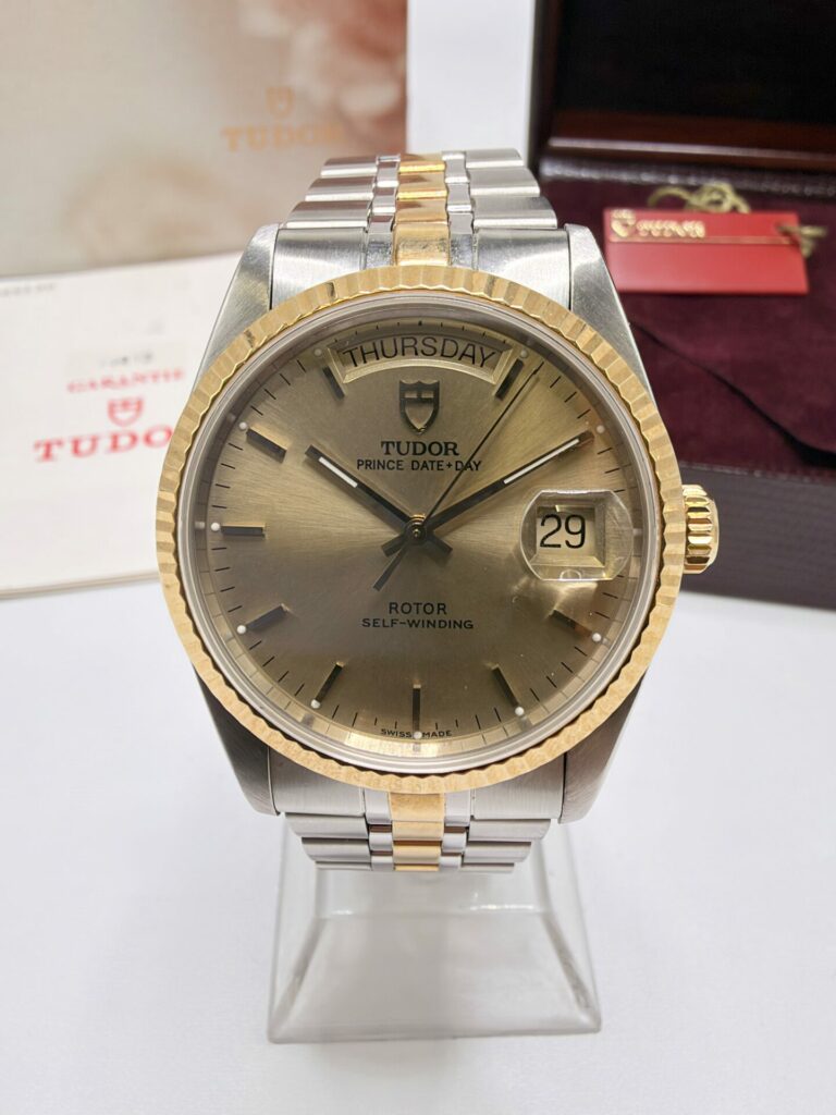 Tudor Prince Date Day ref 76213 Full Set