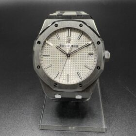 Audemars Piguet Royal Oak 15500ST année 2021 — photo 1