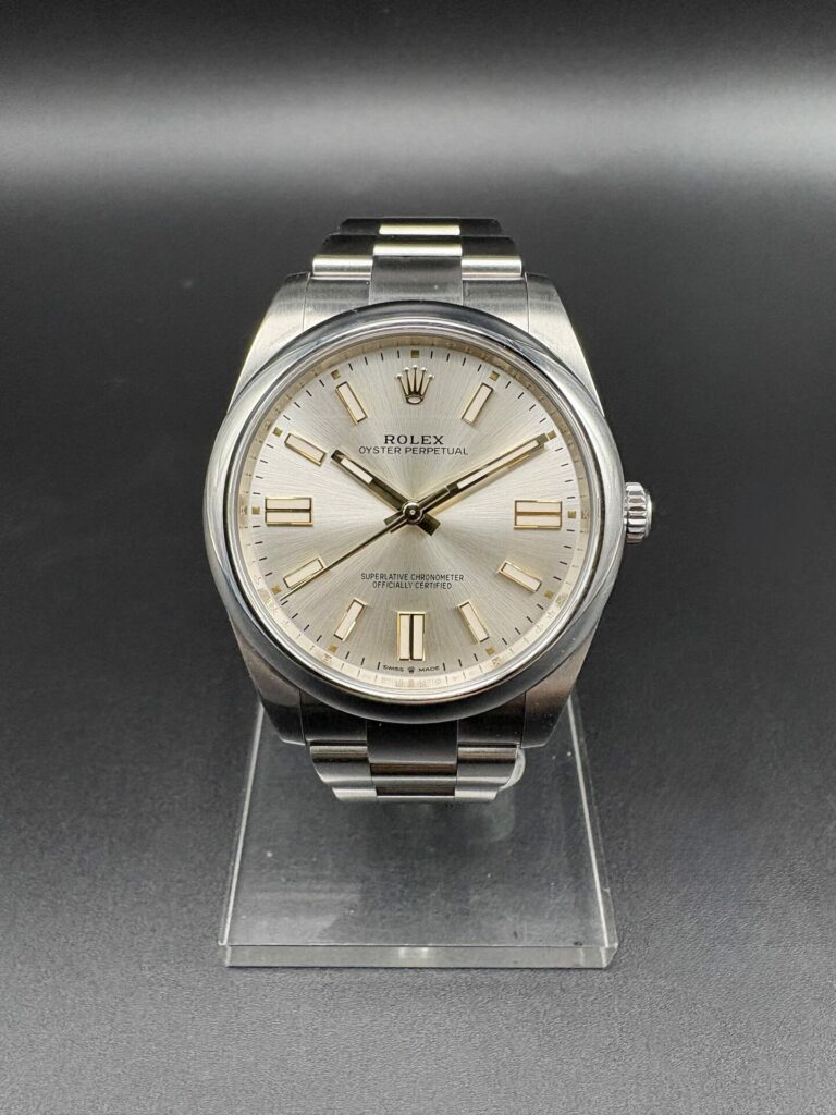 Rolex Oyster Perpetual 124300 année 2025